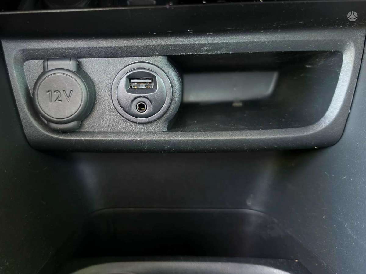 Peugeot 208, 1.2 l., Хэтчбек
