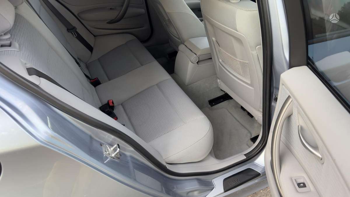 BMW 116, 2.0 l., Хэтчбек