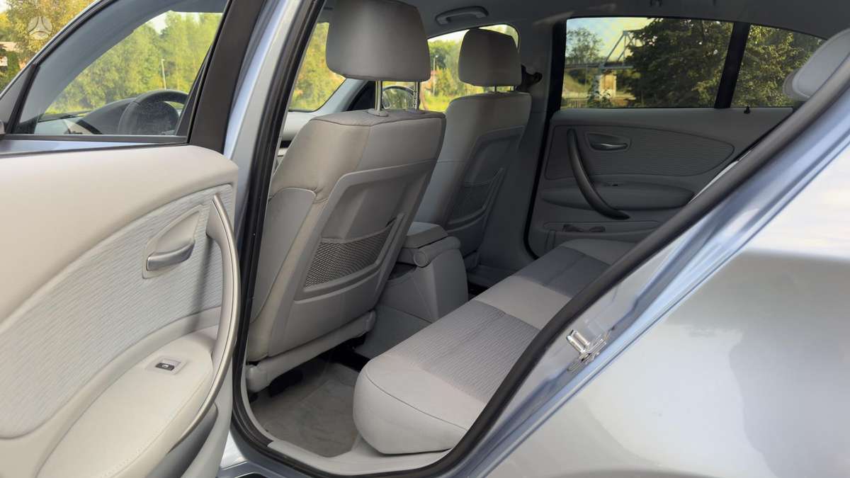 BMW 116, 2.0 l., Хэтчбек