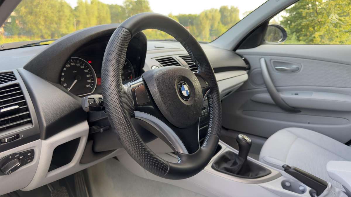 BMW 116, 2.0 l., Хэтчбек