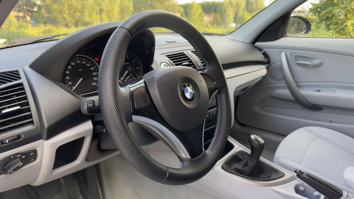 BMW 116, 2.0 l., Хэтчбек