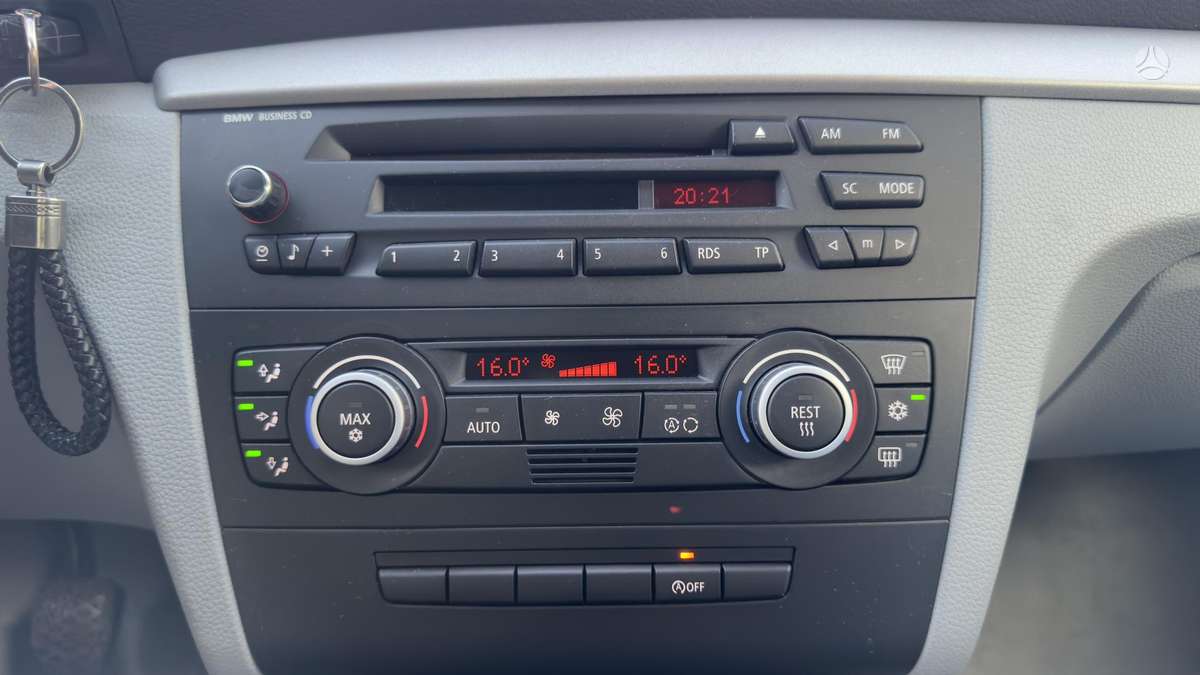 BMW 116, 2.0 l., hatchback