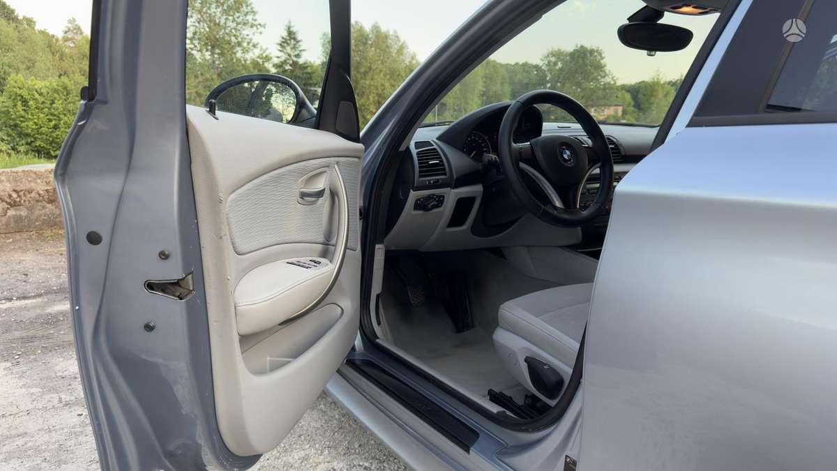 BMW 116, 2.0 l., Хэтчбек