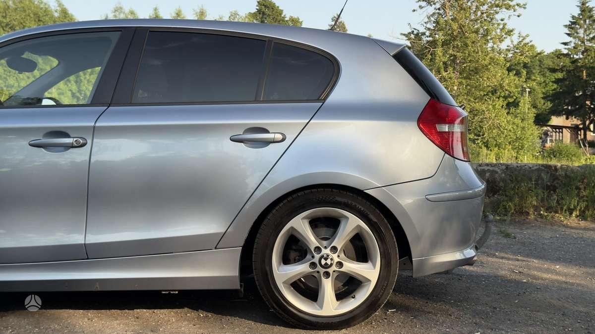 BMW 116, 2.0 l., Хэтчбек