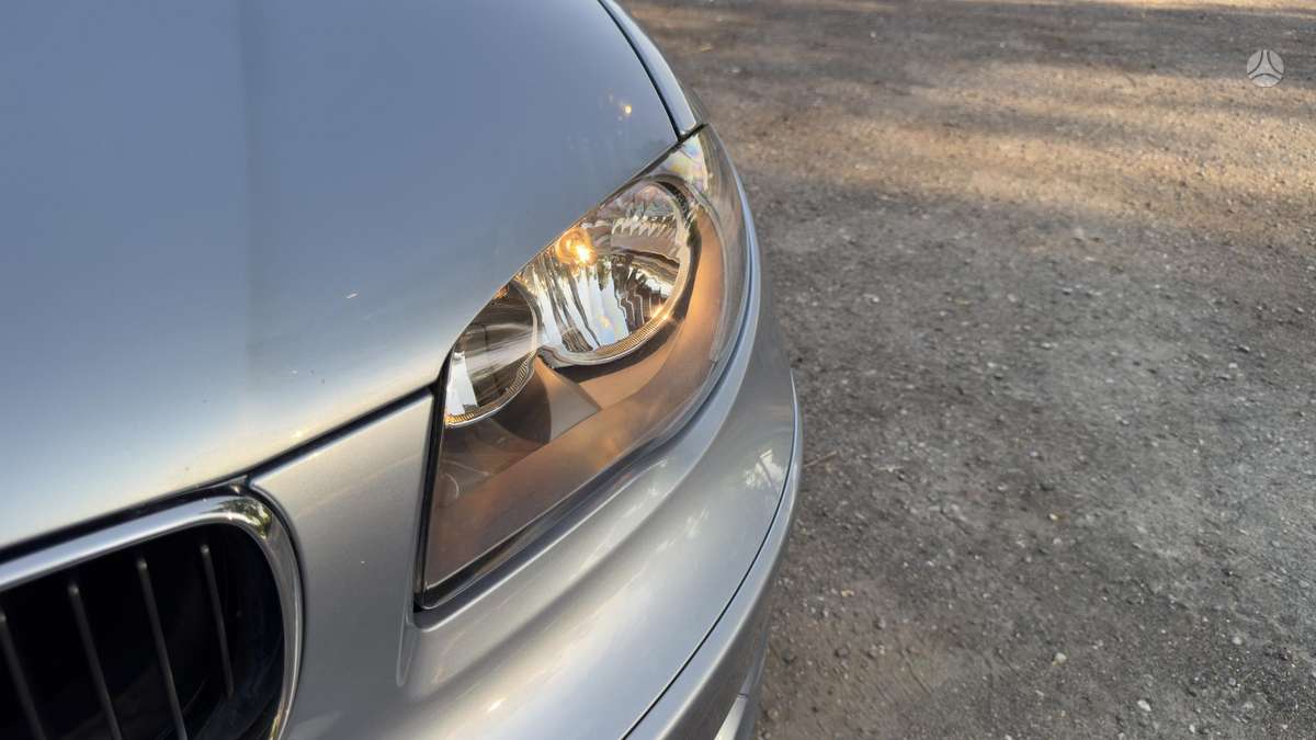 BMW 116, 2.0 l., hatchback