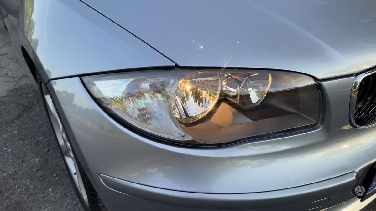 BMW 116, 2.0 l., hatchback