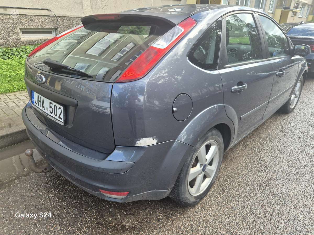 Ford Focus, 1.6 l., hatchback