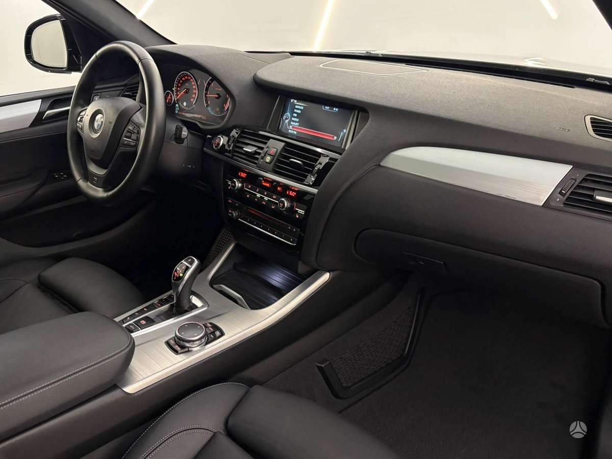 BMW X3, 3.0 l., off-road / crossover