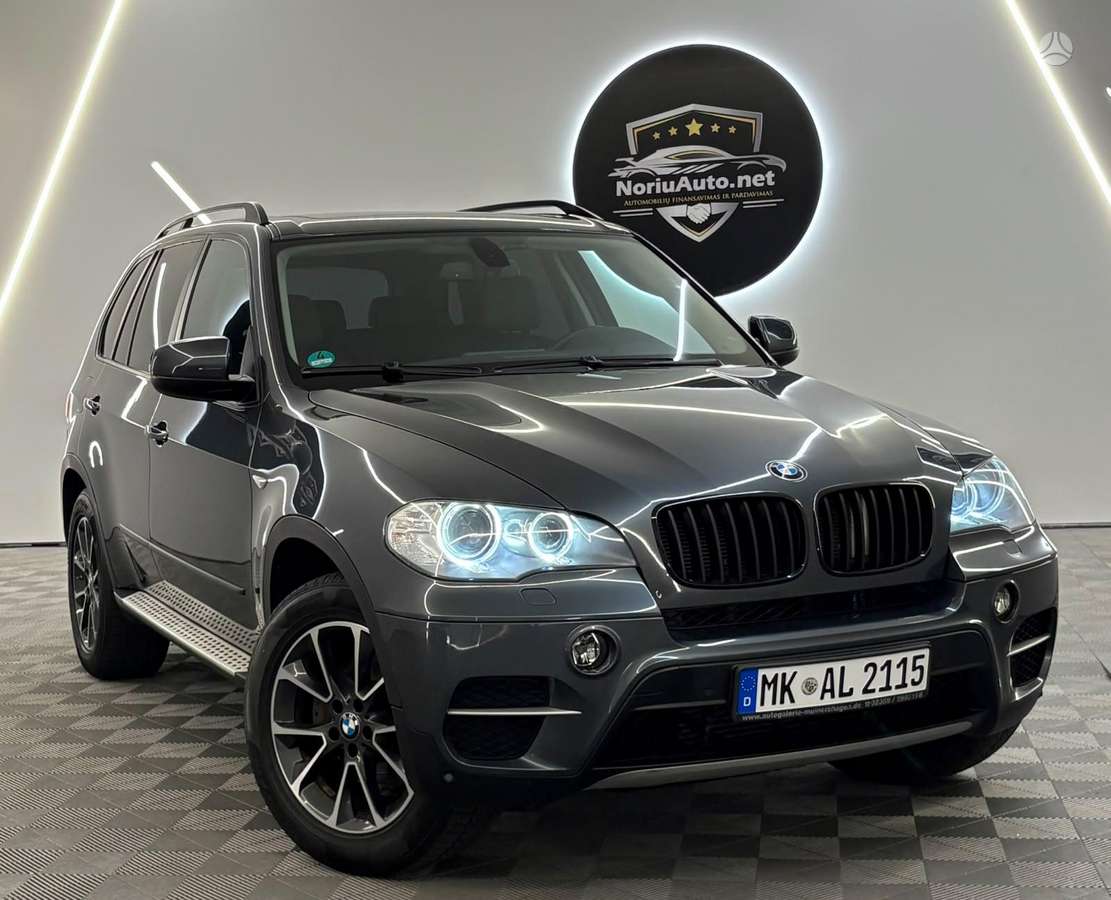 BMW X5, 3.0 l., off-road / crossover