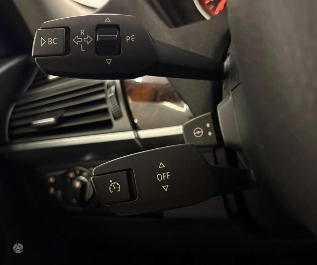 BMW X5, 3.0 l., off-road / crossover