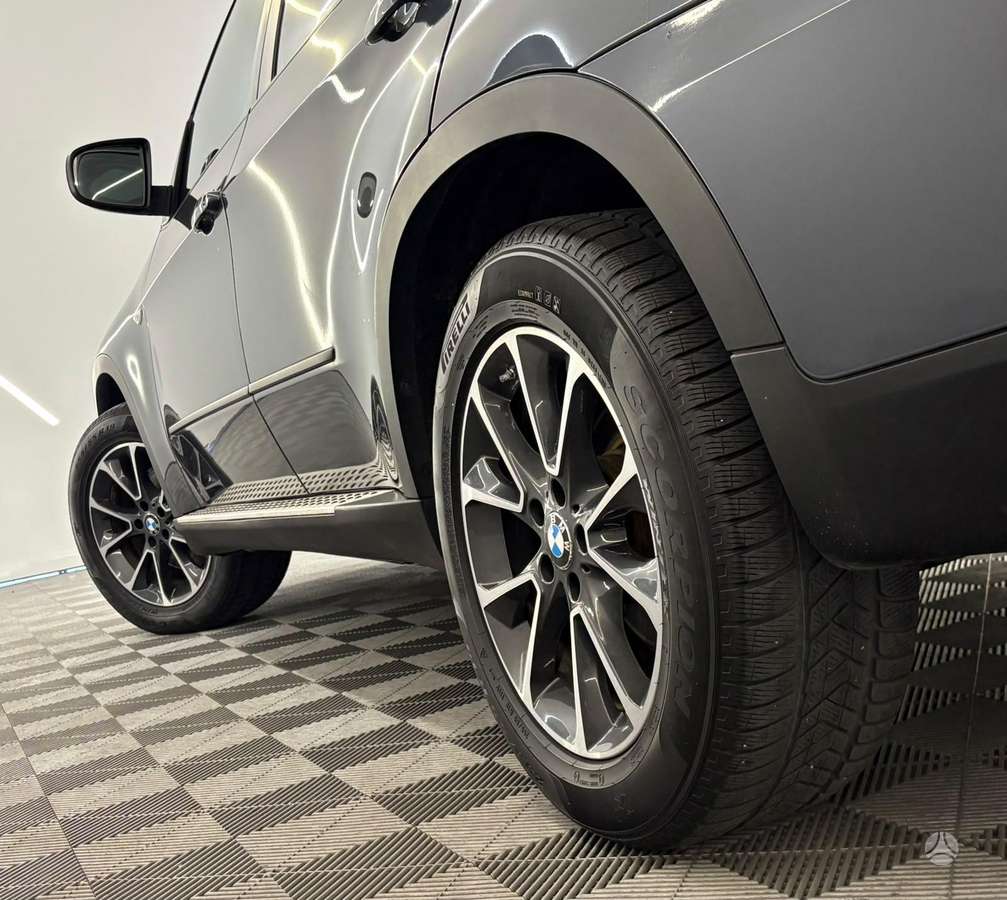 BMW X5, 3.0 l., off-road / crossover
