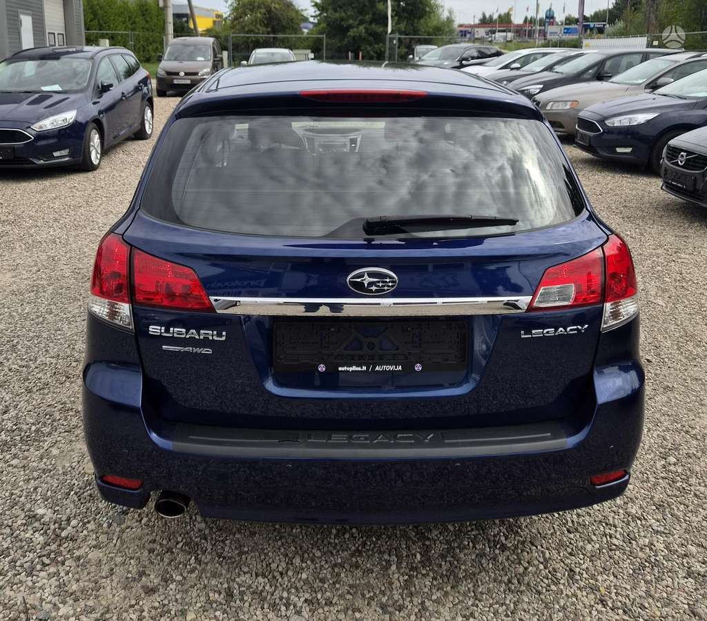 Subaru Legacy - 12