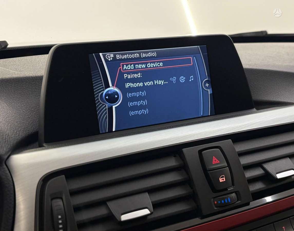 BMW 320, 2.0 l., saloon / sedan