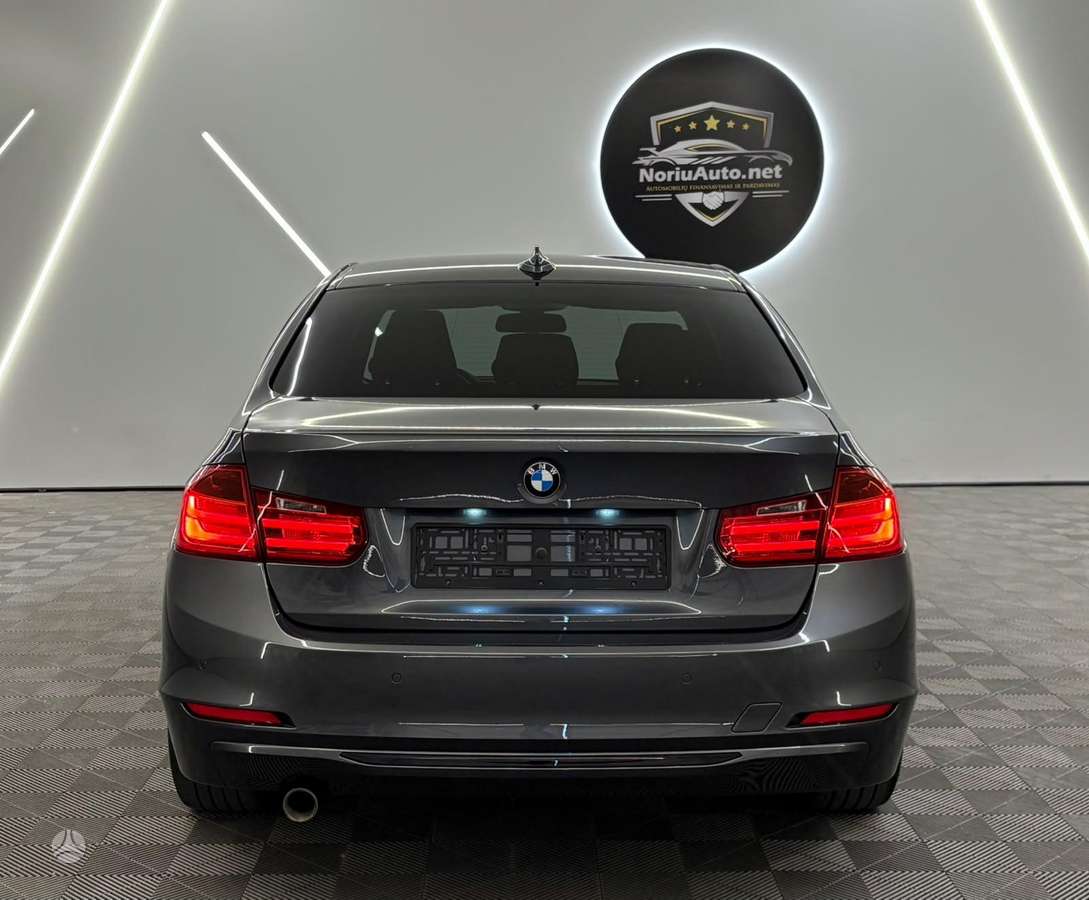 BMW 320, 2.0 l., Седан