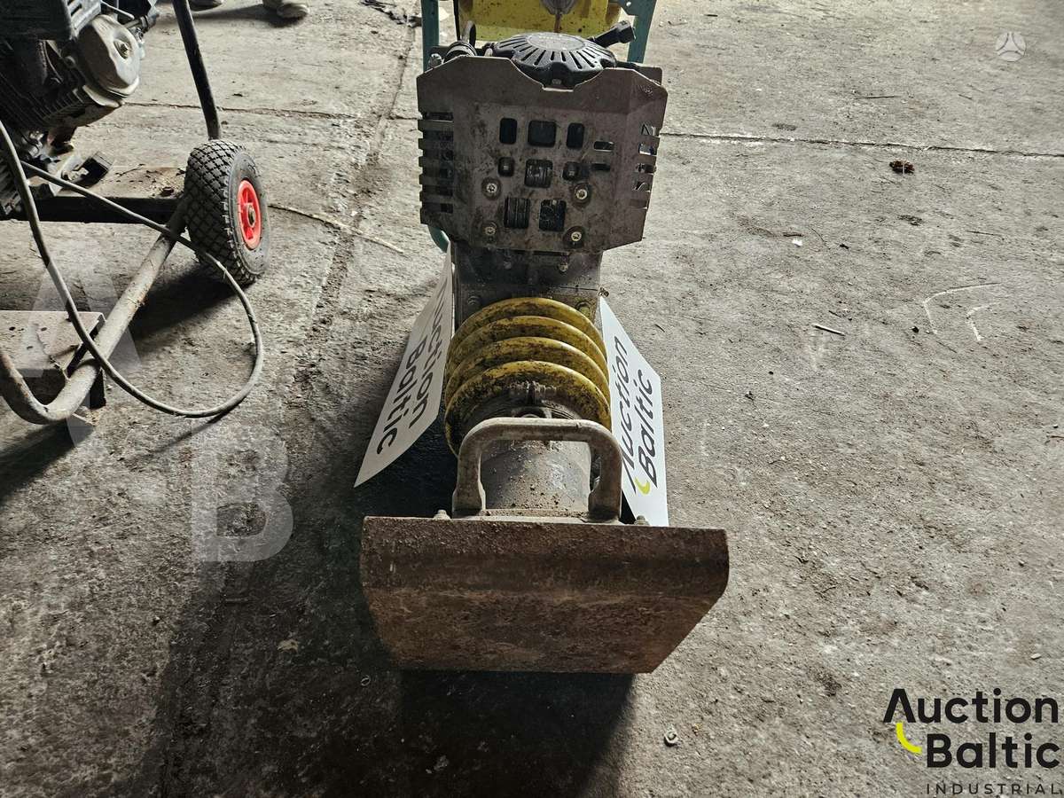 -Kita- Ammann ATR 68 C, vibro technika