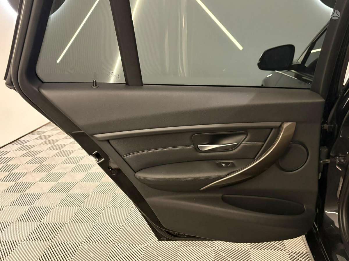 BMW 320, 2.0 l., Универсал