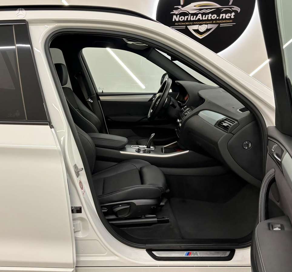BMW X3, 2.0 l., off-road / crossover