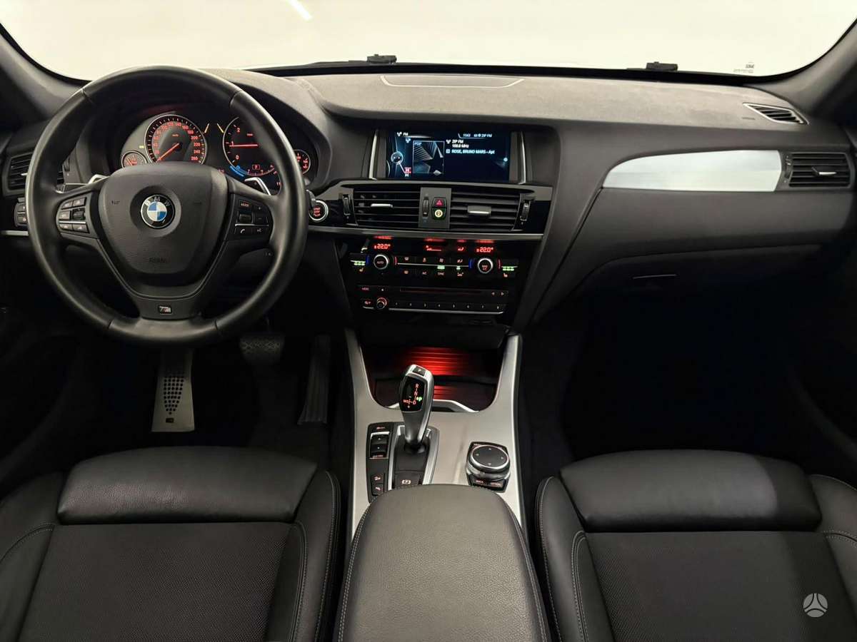 BMW X3, 2.0 l., off-road / crossover