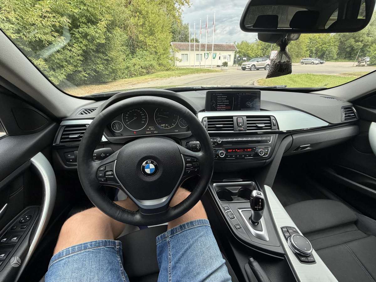 BMW 320, 2.0 l., wagon