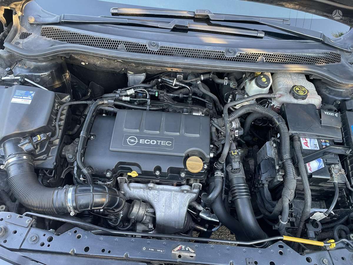 Opel Astra, 1.4 l., Хэтчбек
