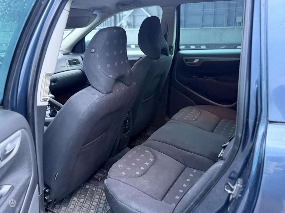 Volvo V70, 2.4 l., Универсал