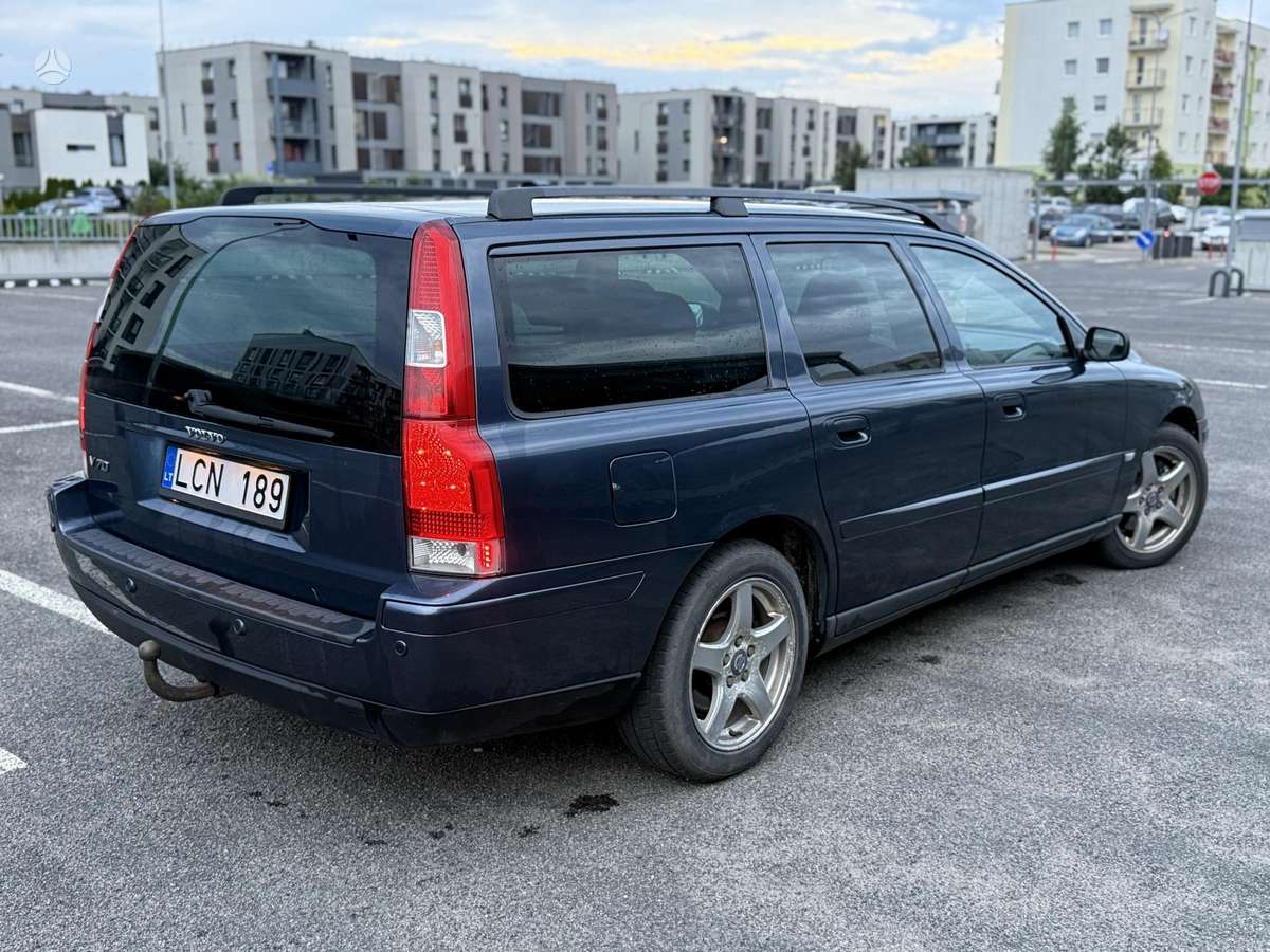 Volvo V70, 2.4 l., wagon