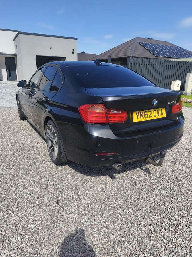 BMW 320, 2.0 l., Седан