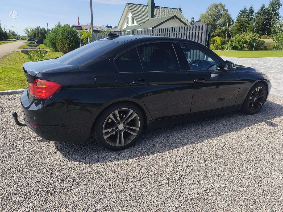 BMW 320, 2.0 l., Седан
