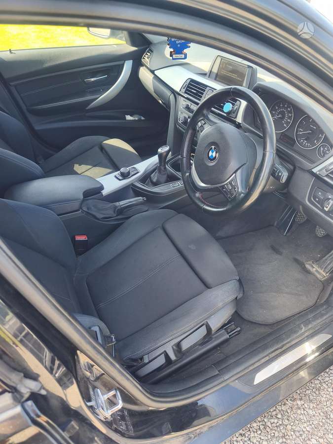 BMW 320, 2.0 l., Седан