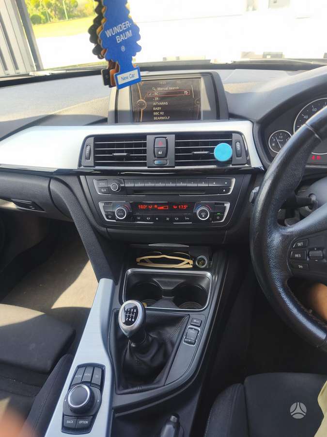 BMW 320, 2.0 l., Седан