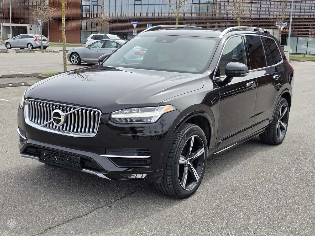 Volvo XC90 - 2