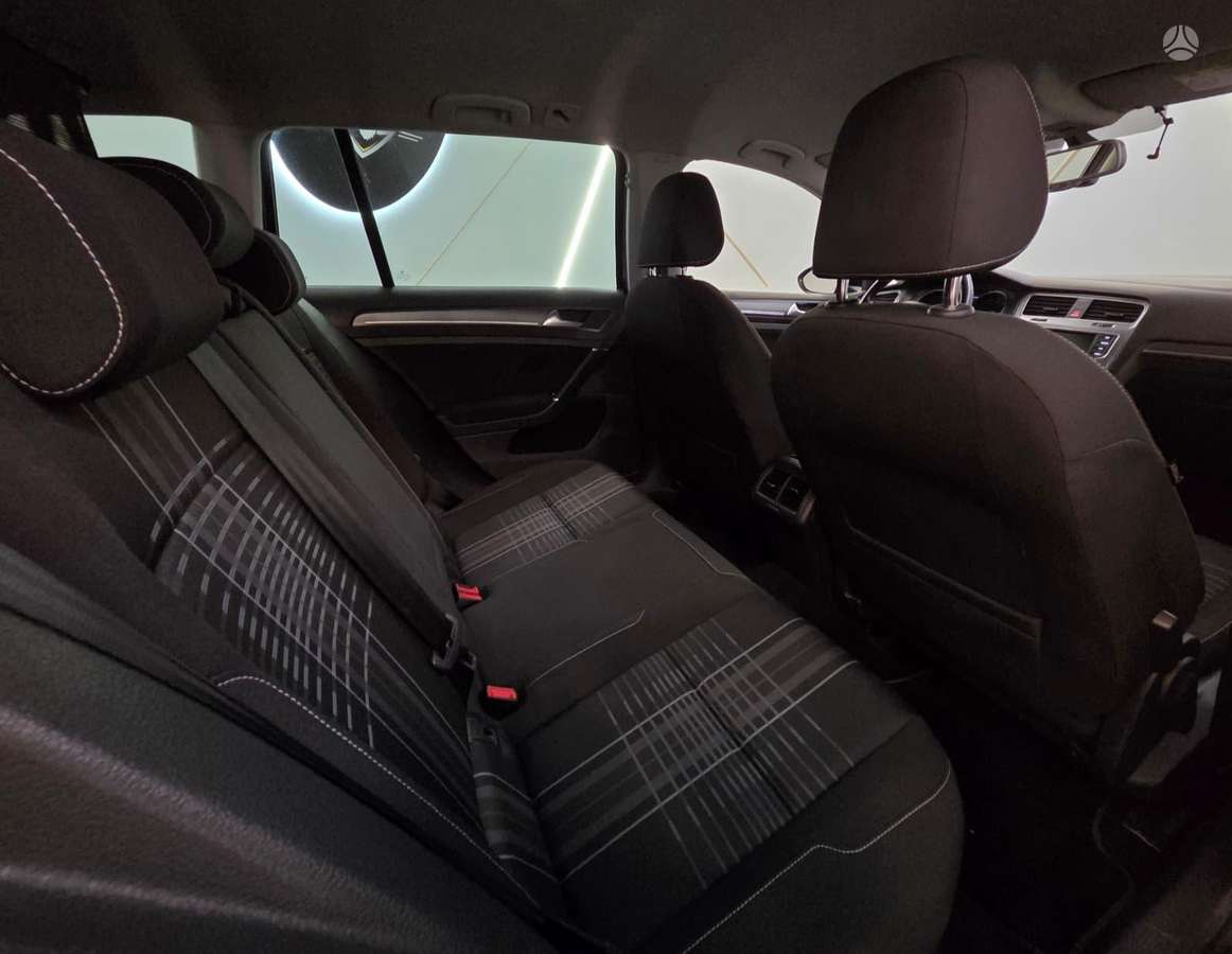 Volkswagen Golf, 1.6 l., Универсал