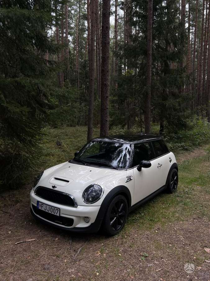 Mini Cooper S, 1.6 l., coupe
