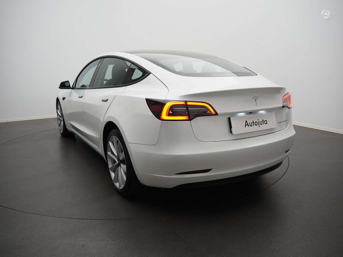 Tesla Model 3, 81 kWh, sedanas