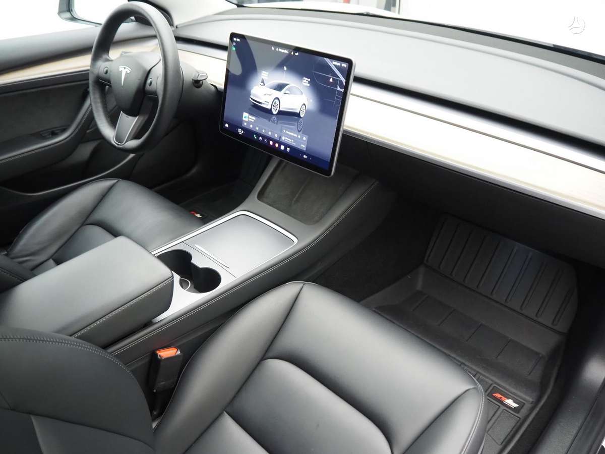 Tesla Model 3, 81 kWh, sedanas
