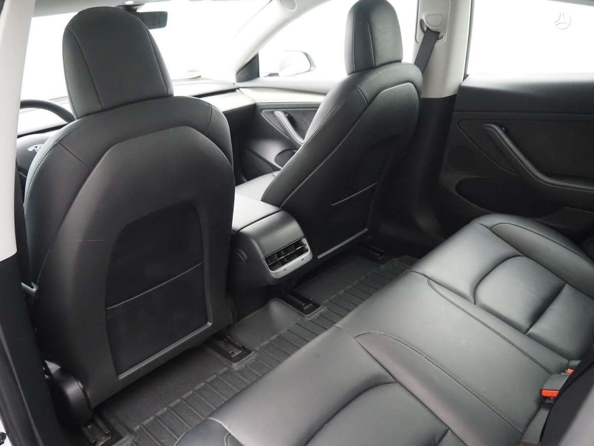 Tesla Model 3, 81 кВт·ч, Седан