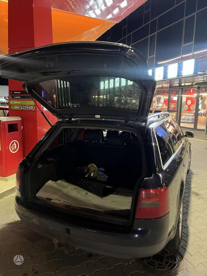Audi A6, 2.5 l., universalas