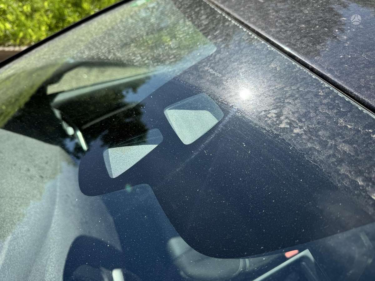 Volvo V40, 1.6 l., hatchback