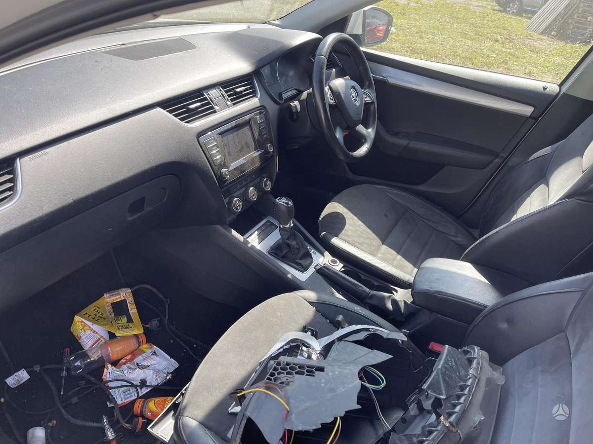 Skoda Octavia по частям