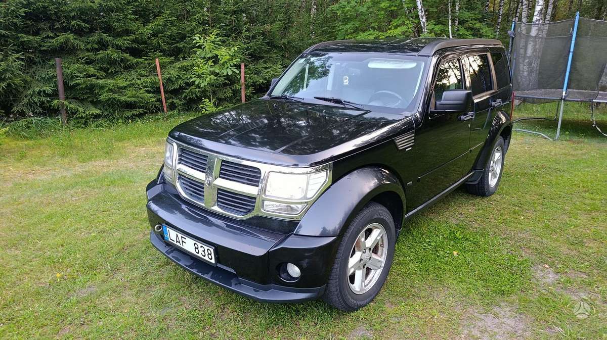 Dodge Nitro, 2.8 l., off-road / crossover