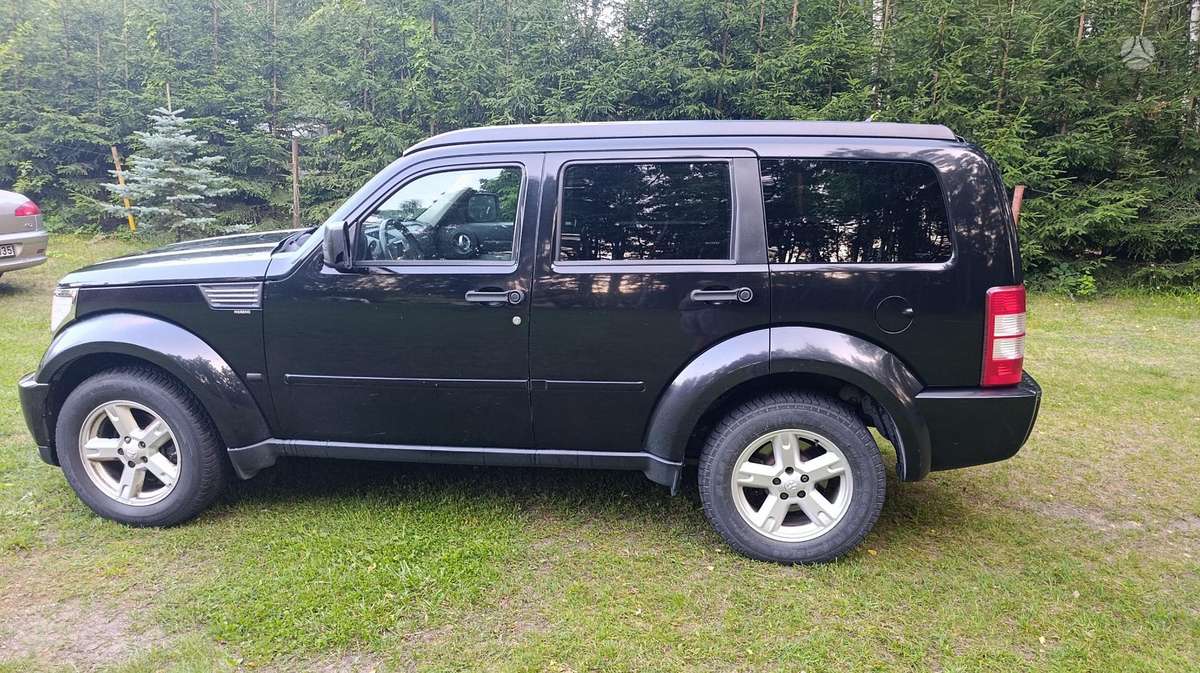 Dodge Nitro, 2.8 l., off-road / crossover