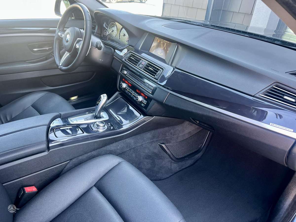 BMW 520, 2.0 l., Универсал