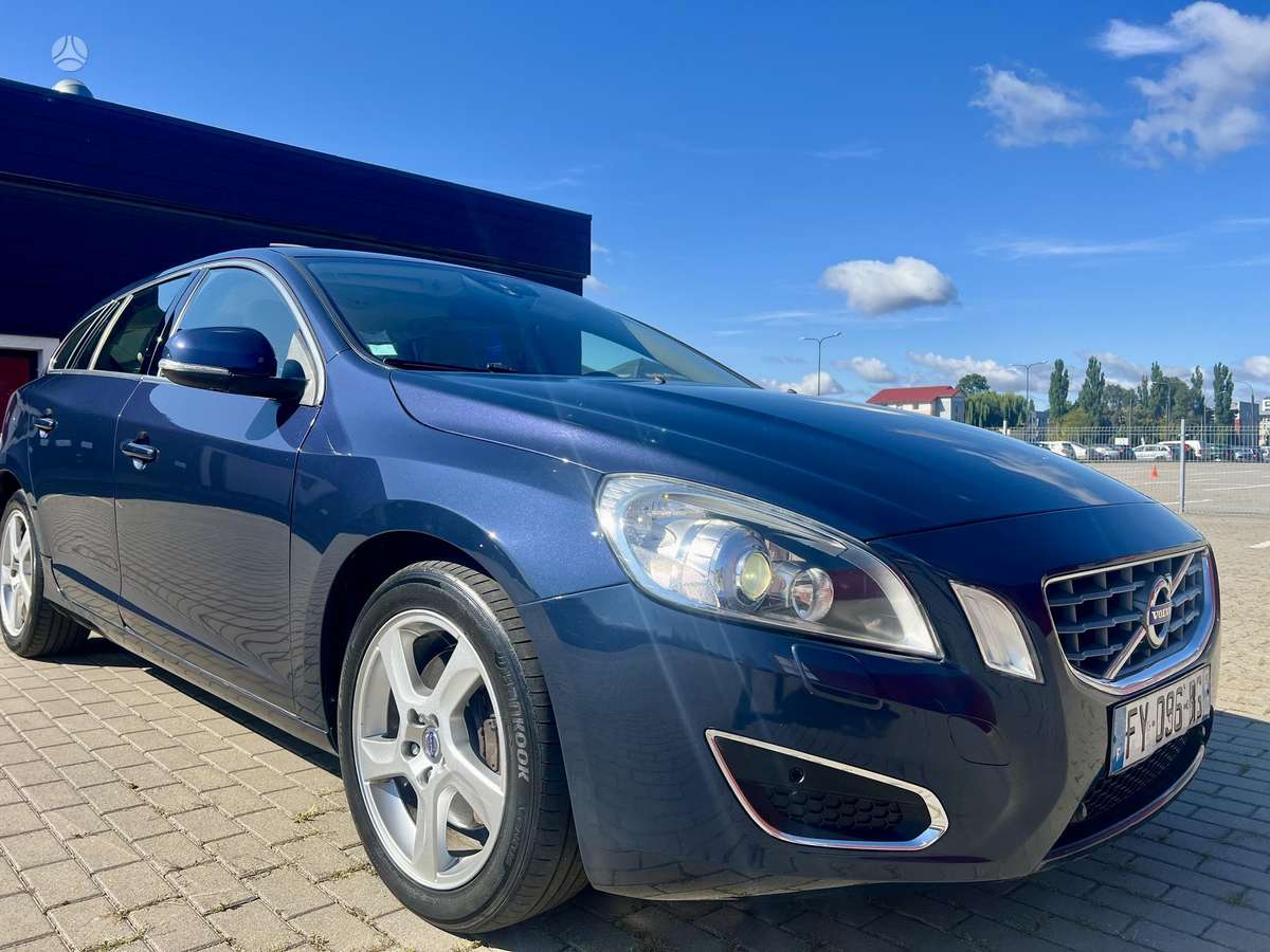 Volvo V60, 2.4 l., Универсал