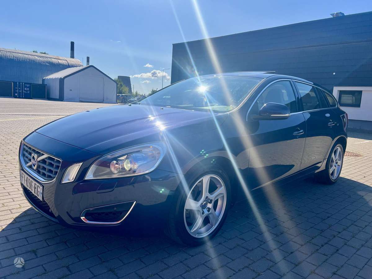 Volvo V60, 2.4 l., Универсал