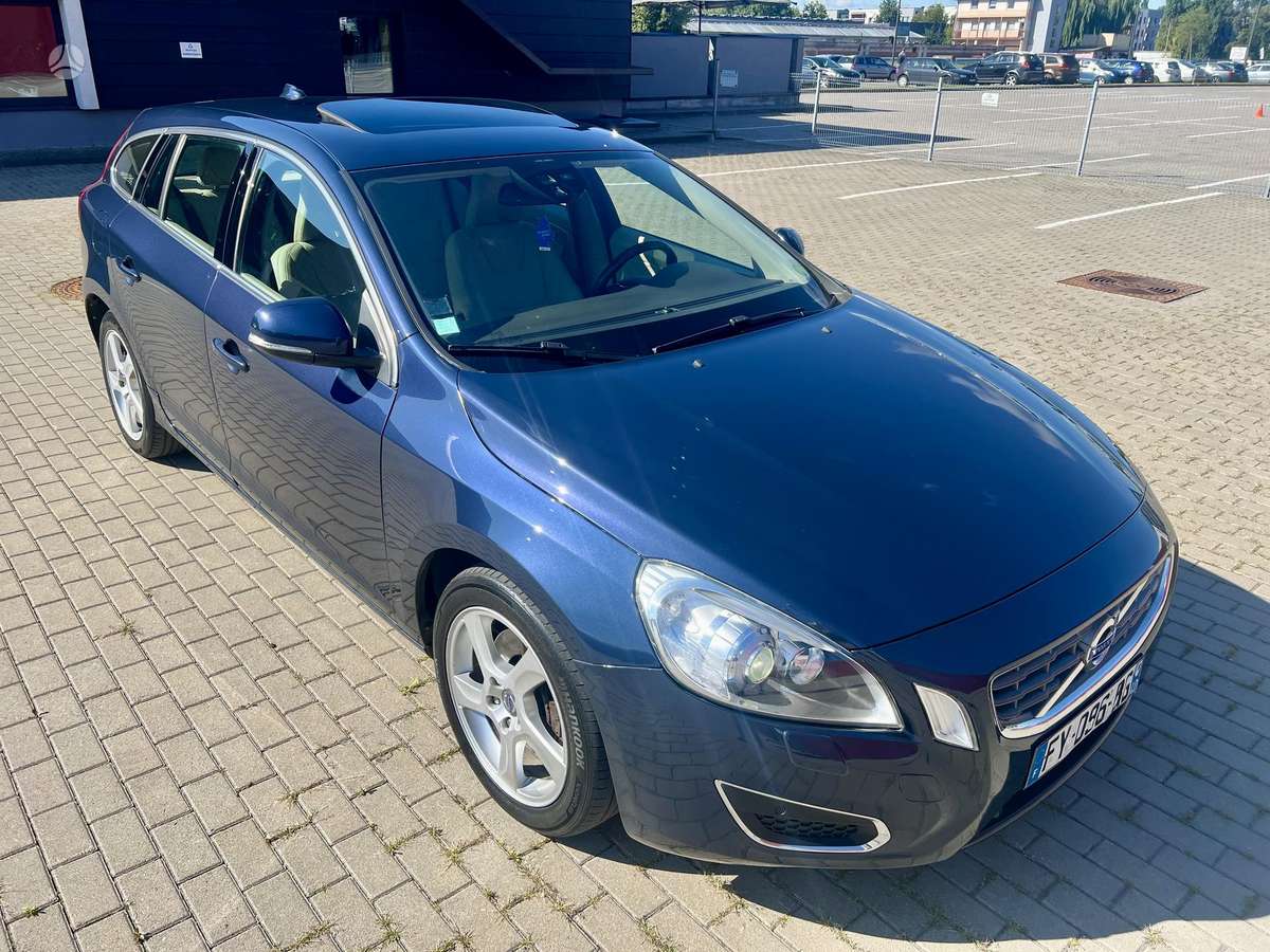 Volvo V60, 2.4 l., Универсал