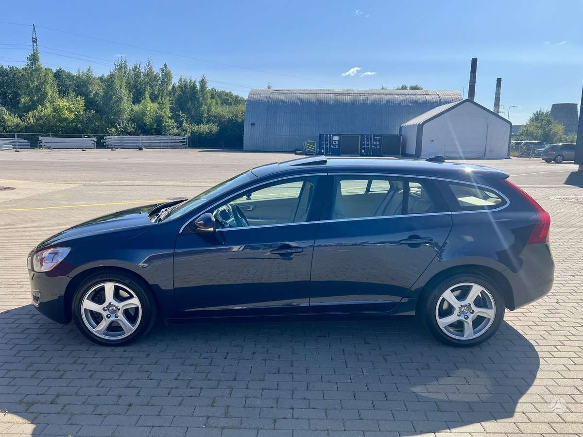 Volvo V60, 2.4 l., Универсал
