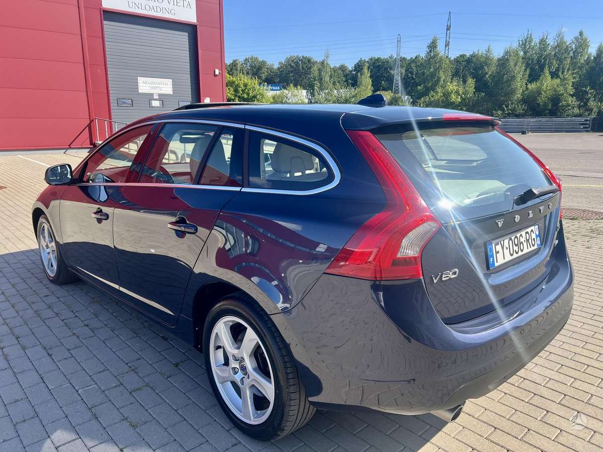 Volvo V60, 2.4 l., Универсал
