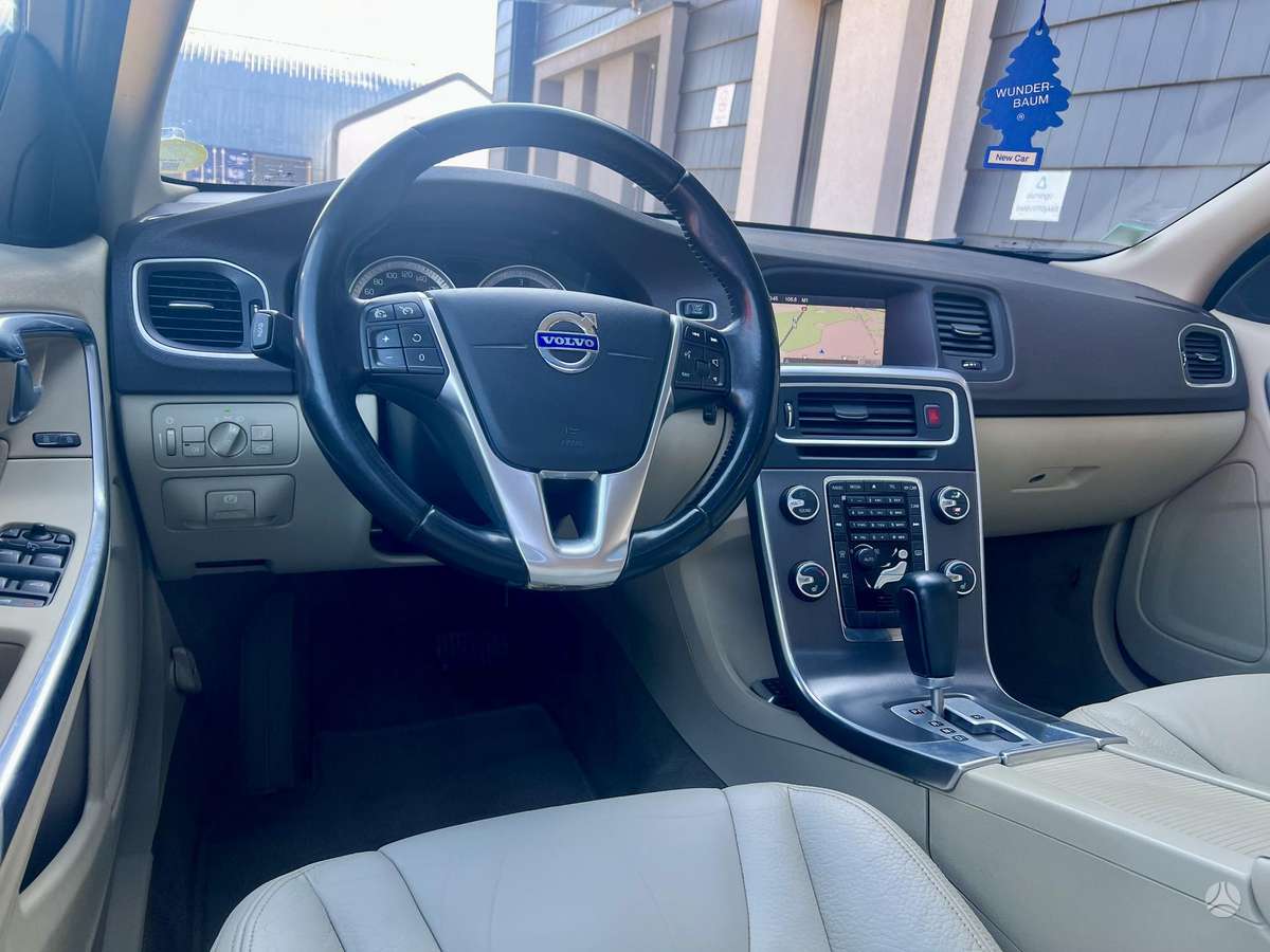 Volvo V60, 2.4 l., Универсал