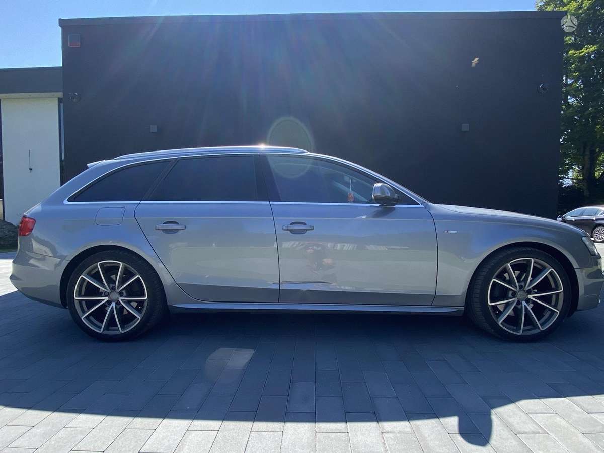Audi A4, 2.0 l., Универсал
