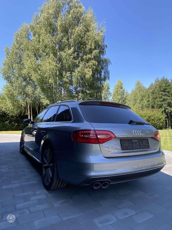 Audi A4, 2.0 l., Универсал